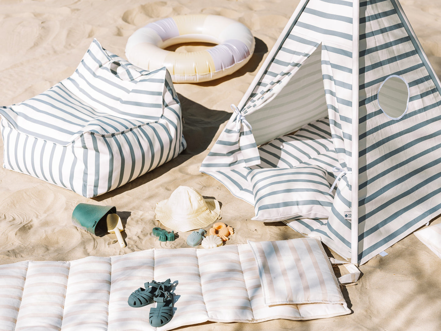 Wigiwama Blue Stripes Beanbag Chair