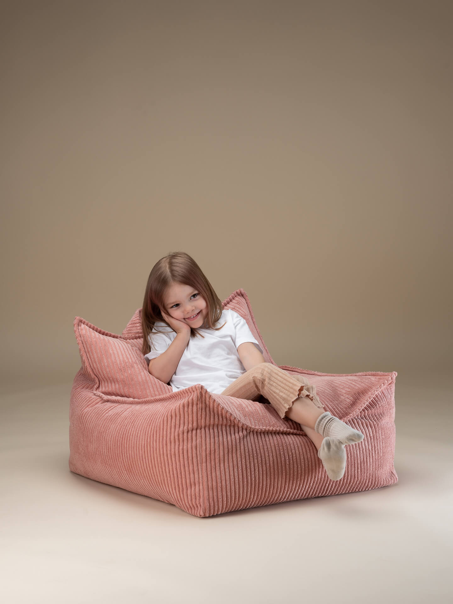 Wigiwama Pink Mousse Beanbag Chair