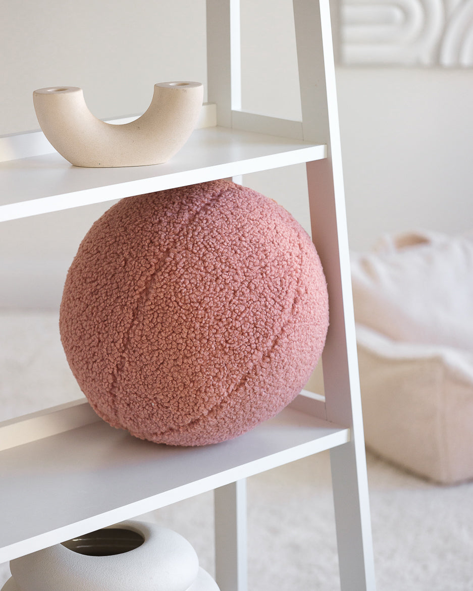 Wigiwama Ball Cushion Guava Pink