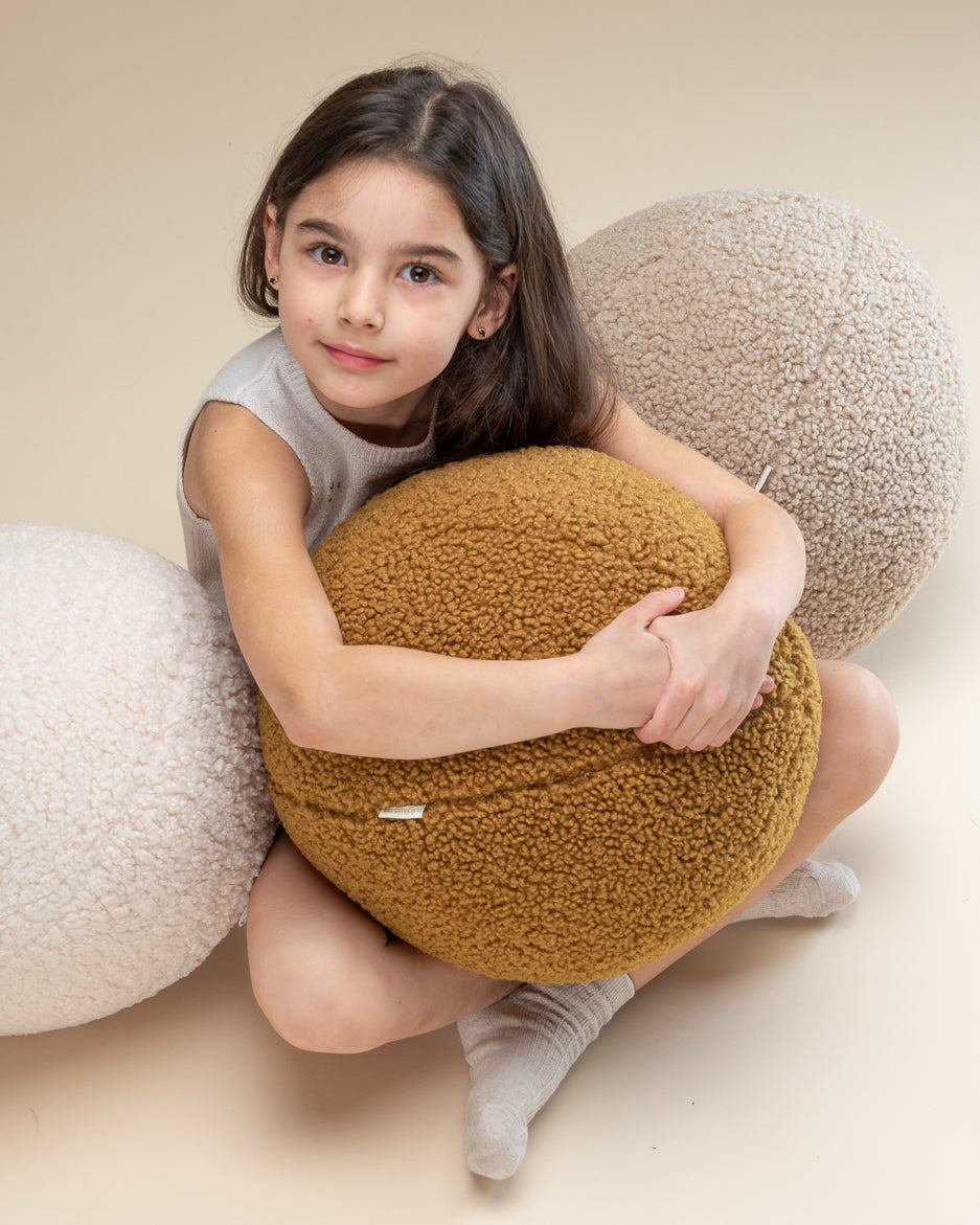 Wigiwama Maple Ball Cushion